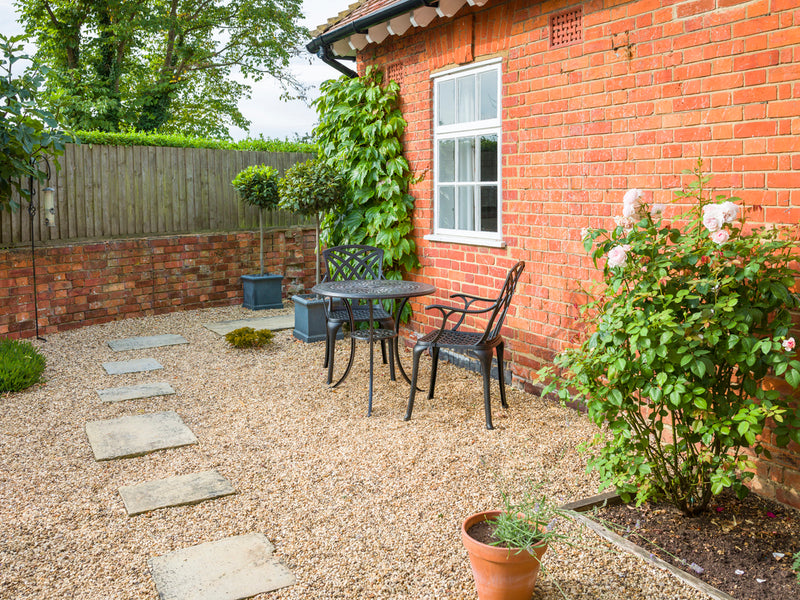 20mm Rose Quartz Chippings (Bulk Bag)